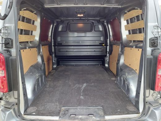 Opel Vivaro L2 2.0 145 PK | CAMERA | 10'' NAVI | KEYLESS | DRAADLOOS CARPLAY | DIGITALE BINNENSPIEGEL | ActivLease financial lease