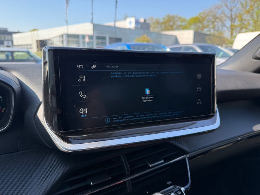 Peugeot 2008 1.2 Hybrid 136 Style | Parkeerhulp achter | LMV | Apple Carplay | Climate control | Cruise Contro... ActivLease financial lease