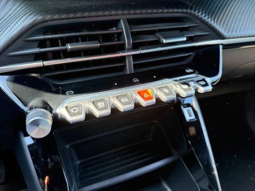 Peugeot 2008 1.2 Hybrid 136 Style | Parkeerhulp achter | LMV | Apple Carplay | Climate control | Cruise Contro... ActivLease financial lease