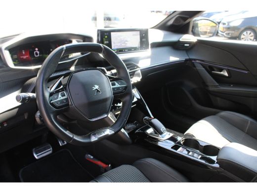 Peugeot 208 1.2 PureTech GT | Automaat | Navigatie | Camera | Panoramadak | Apple carplay | Adaptieve cruise ... ActivLease financial lease