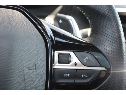 Peugeot 208 1.2 PureTech GT | Automaat | Navigatie | Camera | Panoramadak | Apple carplay | Adaptieve cruise ... ActivLease financial lease