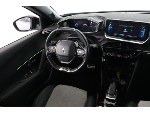 Peugeot e-2008 EV GT 50 kWh | 1e Eigenaar! | 100% SOH | Open Dak | Camera | Stoelverwarming | Cruise Adaptive | ... ActivLease financial lease