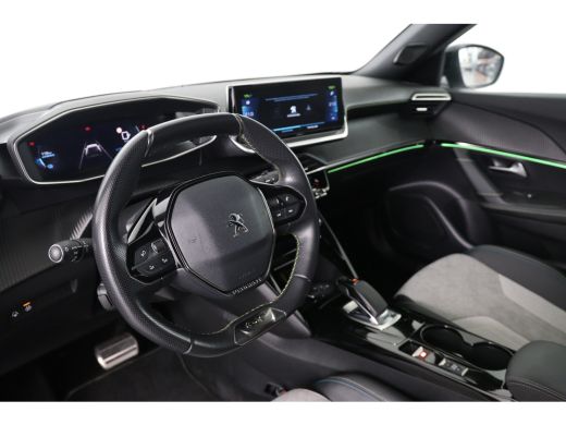 Peugeot e-2008 EV GT 50 kWh | 1e Eigenaar! | 100% SOH | Open Dak | Camera | Stoelverwarming | Cruise Adaptive | ... ActivLease financial lease