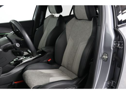 Peugeot e-2008 EV GT 50 kWh | 1e Eigenaar! | 100% SOH | Open Dak | Camera | Stoelverwarming | Cruise Adaptive | ... ActivLease financial lease