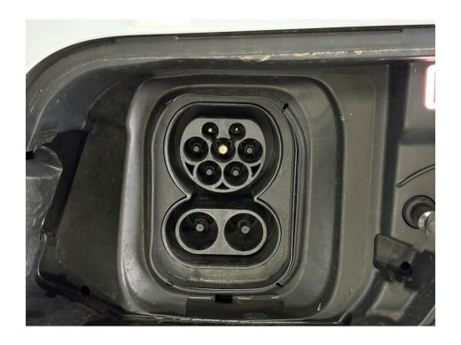 Peugeot e-2008 EV GT 54 kWh | Climate & Cruise C. | Warmtepomp | Full LED | Keyless | Camera | 17" LMV | Sfeerve... ActivLease financial lease