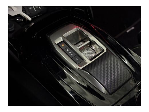 Peugeot e-2008 EV GT 54 kWh | Climate & Cruise C. | Warmtepomp | Full LED | Keyless | Camera | 17" LMV | Sfeerve... ActivLease financial lease