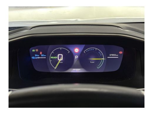 Peugeot e-2008 EV GT 54 kWh | Climate & Cruise C. | Warmtepomp | Full LED | Keyless | Camera | 17" LMV | Sfeerve... ActivLease financial lease