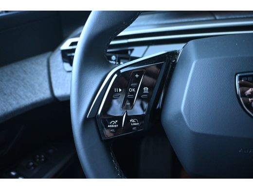 Peugeot e-5008 Allure Avantage 73 kWh | Afn. Trekhaak | Allseason | Navigatie | Achteruitrijcamera | Apple Carpl... ActivLease financial lease
