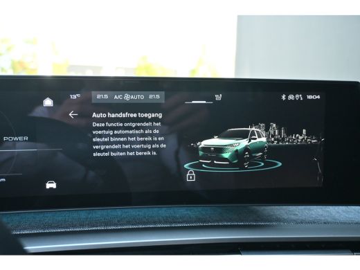 Peugeot e-5008 Allure Avantage 73 kWh | Afn. Trekhaak | Allseason | Navigatie | Achteruitrijcamera | Apple Carpl... ActivLease financial lease
