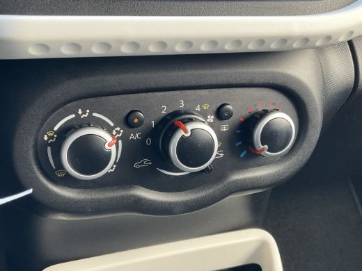 Renault Twingo 1.0 SCe Collection 5-Deurs Airco Elek.Pakket NL-Auto! ActivLease financial lease