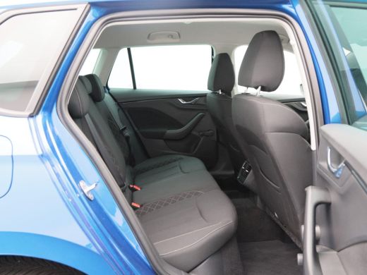 Skoda Kamiq 1.0 TSi 110 Pk Automaat Ambition | Cruise Control | Airco | Carplay | Parkeersensoren | 16 Inch |... ActivLease financial lease