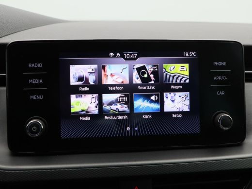 Skoda Kamiq 1.0 TSi 110 Pk Automaat Ambition | Cruise Control | Airco | Carplay | Parkeersensoren | 16 Inch |... ActivLease financial lease