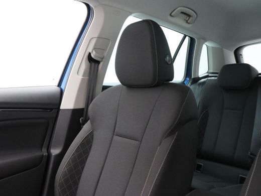 Skoda Kamiq 1.0 TSi 110 Pk Automaat Ambition | Cruise Control | Airco | Carplay | Parkeersensoren | 16 Inch |... ActivLease financial lease
