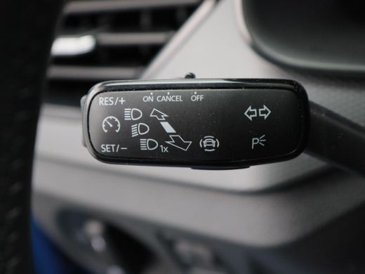 Skoda Kamiq 1.0 TSi 110 Pk Automaat Ambition | Cruise Control | Airco | Carplay | Parkeersensoren | 16 Inch |... ActivLease financial lease