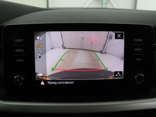 Skoda Kamiq 1.0 TSI Sport | Automaat | Camera | Carplay | Virtual Cockpit | Sportstoelen | Climate control | ... ActivLease financial lease