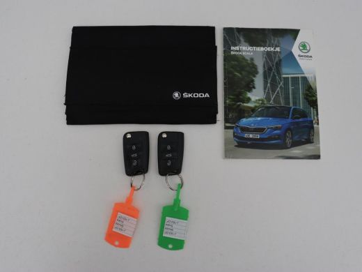 Skoda Scala 1.0 TSI Sport | Automaat | Panoramadak | Carplay | Full LED | Climate control | Sportstoelen | Pa... ActivLease financial lease