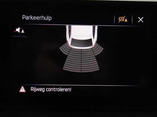 Skoda Scala 1.0 TSI Sport | Automaat | Panoramadak | Carplay | Full LED | Climate control | Sportstoelen | Pa... ActivLease financial lease