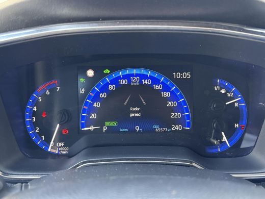 Toyota Corolla Touring Sports 1.8 Hybrid Dynamic **ADAPTIEF CRUISE CONTROL/ KEYLESS/ STOELVERWARMING** ActivLease financial lease