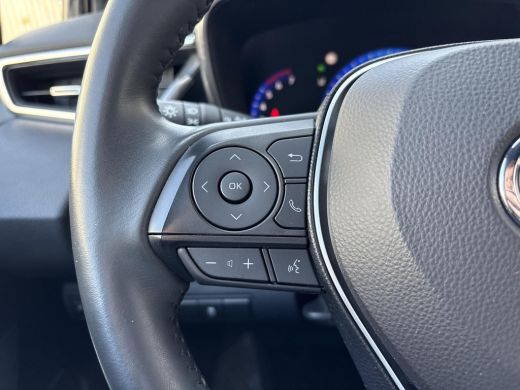 Toyota Corolla Touring Sports 1.8 Hybrid Dynamic **ADAPTIEF CRUISE CONTROL/ KEYLESS/ STOELVERWARMING** ActivLease financial lease