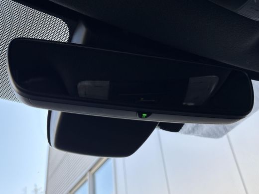 Toyota Corolla Touring Sports 1.8 Hybrid Dynamic **ADAPTIEF CRUISE CONTROL/ KEYLESS/ STOELVERWARMING** ActivLease financial lease