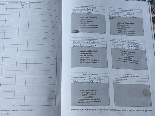 Toyota Corolla Touring Sports 1.8 Hybrid Dynamic **ADAPTIEF CRUISE CONTROL/ KEYLESS/ STOELVERWARMING** ActivLease financial lease