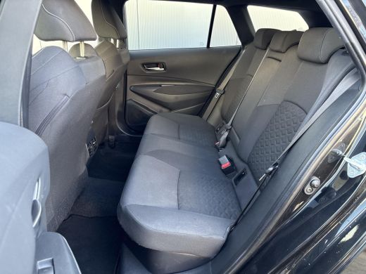 Toyota Corolla Touring Sports 1.8 Hybrid Dynamic **ADAPTIEF CRUISE CONTROL/ KEYLESS/ STOELVERWARMING** ActivLease financial lease