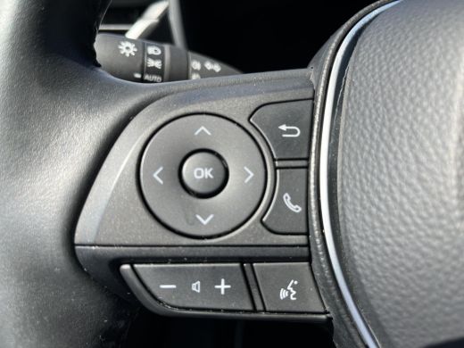 Toyota Corolla Touring Sports Hybrid 140 Dynamic | All-in prijs | Automaat | Parkeersensoren | Apple/android auto ActivLease financial lease