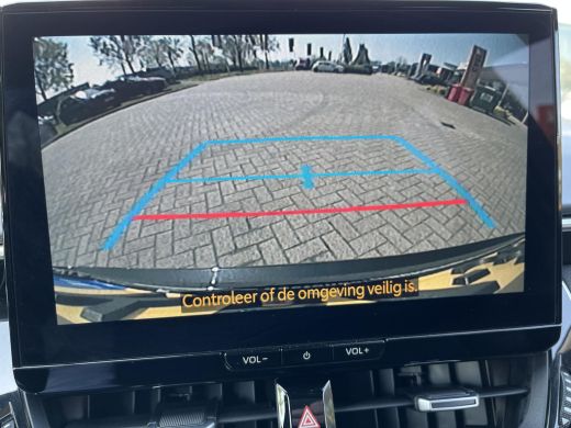 Toyota Corolla Touring Sports Hybrid 140 Dynamic | All-in prijs | Automaat | Parkeersensoren | Apple/android auto ActivLease financial lease