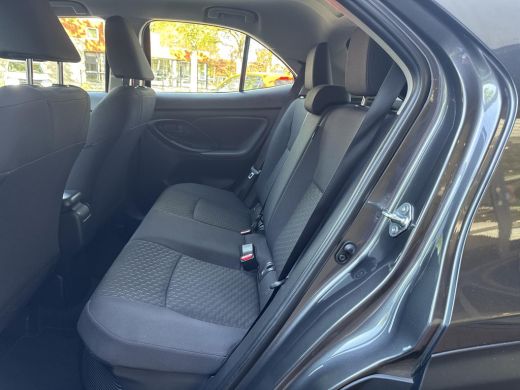 Toyota Yaris Cross 1.5 Hybrid 115 Business Plus | 06-10141018 Voor meer informatie ActivLease financial lease