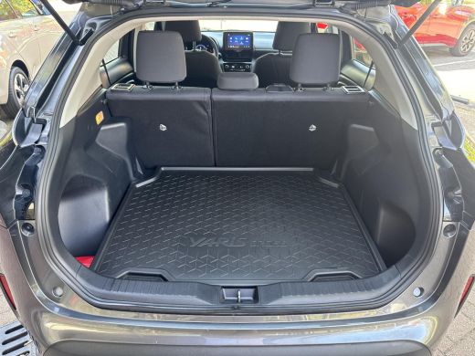 Toyota Yaris Cross 1.5 Hybrid 115 Business Plus | 06-10141018 Voor meer informatie ActivLease financial lease