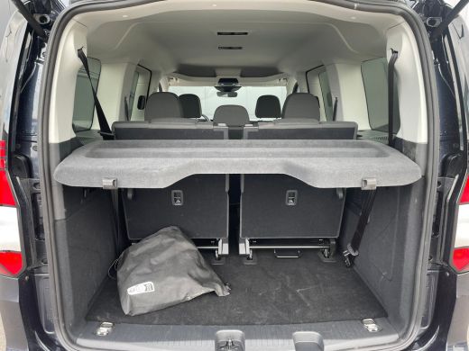 Volkswagen Caddy Life Maxi eHybrid | 7 Persoons | Adaptive Cruise | App Connect | PHEV ActivLease financial lease