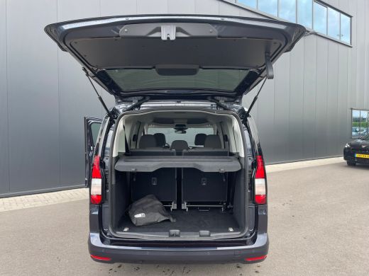 Volkswagen Caddy Life Maxi eHybrid | 7 Persoons | Adaptive Cruise | App Connect | PHEV ActivLease financial lease