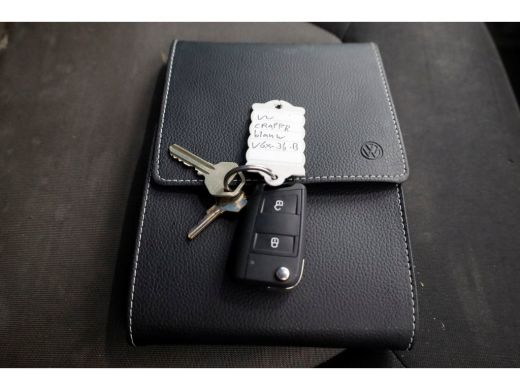 Volkswagen Crafter 35 2.0 TDI E6 Bakwagen met achterdeuren 2-Persoons 09-2020 ActivLease financial lease