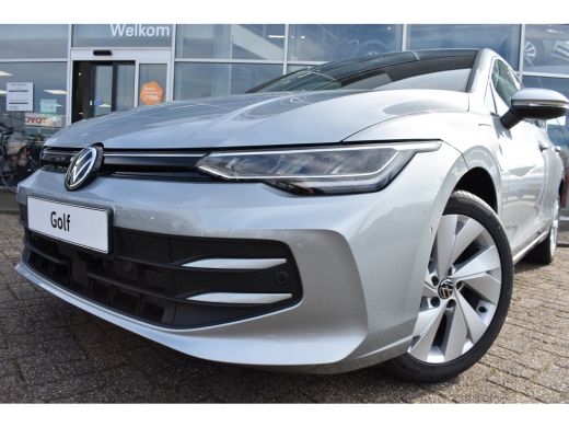 Volkswagen Golf Life Edition eHybrid | 'App-Connect' draadloze smartphone integratie | Achterbank in ongelijke de... ActivLease financial lease