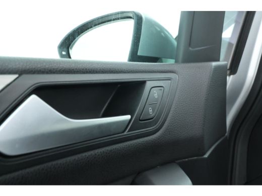 Volkswagen Touran 2.0 TDI Comfortline apple carplay, stoelverw. climate, ActivLease financial lease