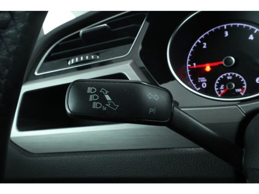 Volkswagen Touran 2.0 TDI Comfortline apple carplay, stoelverw. climate, ActivLease financial lease