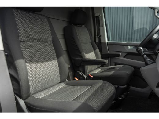 Volkswagen Transporter 2.0 TDI L2H1 | 150 PK | Cruise | Airco | Trekhaak ActivLease financial lease