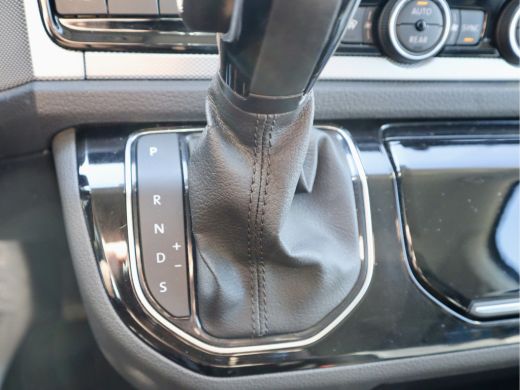 Volkswagen Transporter 2.0 TDI LUXE DUBBELE CABINE 4/MOTION ActivLease financial lease
