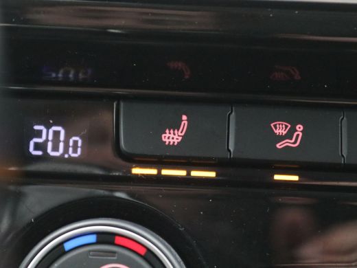 Volkswagen Transporter 2.0 TDI L2H1 DC 4Motion Highline 199PK DSG Caravelle, Schuifdak, Trekhaak, Memorystoel, Adaptieve... ActivLease financial lease