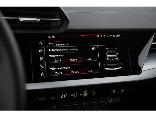 Audi A3 Sportback 30 TFSI S edition | ACC | Sportstoelen | LED | Car Play | ActivLease financial lease