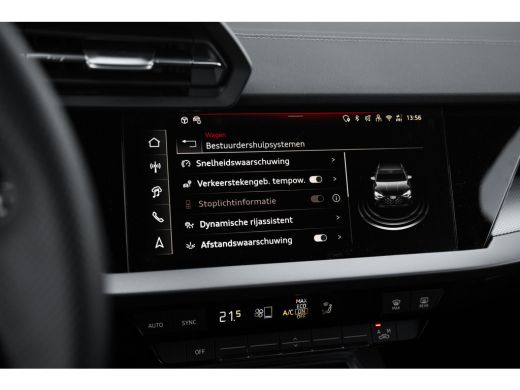 Audi A3 Sportback 30 TFSI S edition | ACC | Sportstoelen | LED | Car Play | ActivLease financial lease