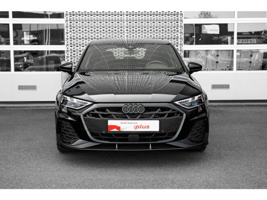 Audi A3 Sportback 30 TFSI S edition | ACC | Sportstoelen | LED | Car Play | ActivLease financial lease