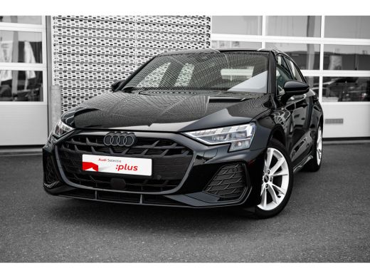 Audi A3 Sportback 30 TFSI S edition | ACC | Sportstoelen | LED | Car Play | ActivLease financial lease