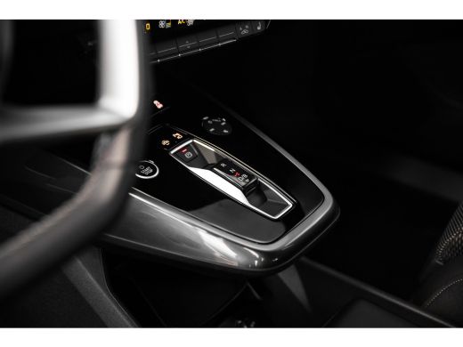 Audi Q4 Sportback e-tron 45 S Edition 82 kWh | Head up Display | Achteruitrijcamera | ACC | Stoelverwarming | ActivLease financial lease