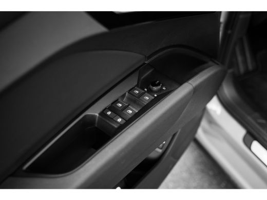 Audi Q4 Sportback e-tron 45 S Edition 82 kWh | Head up Display | Achteruitrijcamera | ACC | Stoelverwarming | ActivLease financial lease