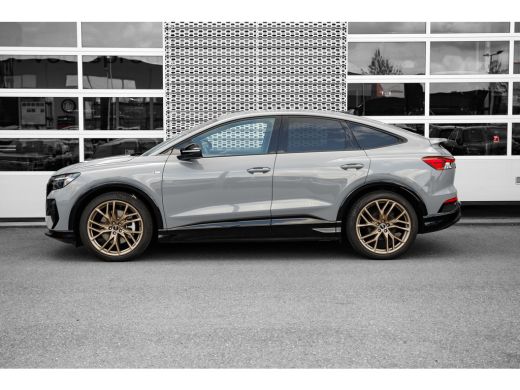 Audi Q4 Sportback e-tron 45 S Edition 82 kWh | Head up Display | Achteruitrijcamera | ACC | Stoelverwarming | ActivLease financial lease