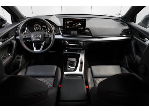 Audi Q5 55 TFSI e quattro Competition 367 PK | Trekhaak | Luchtvering | Panoramadak | Luxe lederen Sports... ActivLease financial lease