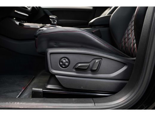 Audi Q5 55 TFSI e quattro Competition 367 PK | Trekhaak | Luchtvering | Panoramadak | Luxe lederen Sports... ActivLease financial lease
