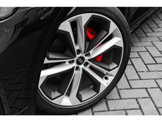 Audi Q5 55 TFSI e quattro Competition 367 PK | Trekhaak | Luchtvering | Panoramadak | Luxe lederen Sports... ActivLease financial lease