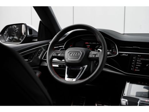 Audi Q8 4.0 TFSI RS quattro 600PK | Trekhaak | Ceramisch | Soft-Close | B&O Advanced | Panorama Dak | Nac... ActivLease financial lease